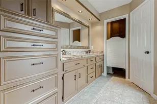 15811 Spring Forest Dr, Houston, TX 77059 - Photo 20