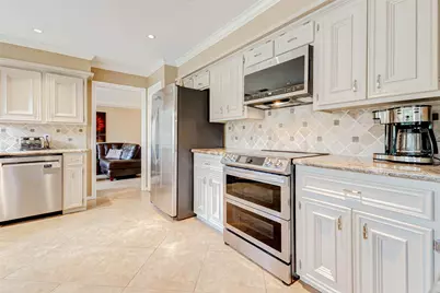 15811 Spring Forest Drive, Houston, TX 77059 - Photo 10