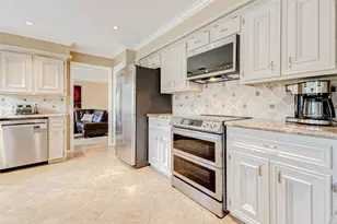 15811 Spring Forest Dr, Houston, TX 77059 - Photo 10