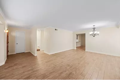 12632 Huntingwick Drive #140, Houston, TX 77024 - Photo 6