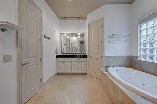 11207 St Laurent Ln, Houston, TX 77082 - Photo 12