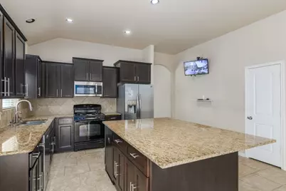 3123 Hurst Green Lane, Fresno, TX 77545 - Photo 8