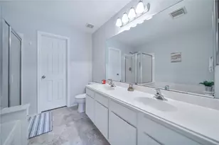 22 Butterfly Branch Pl, The Woodlands, TX 77382 - Photo 18