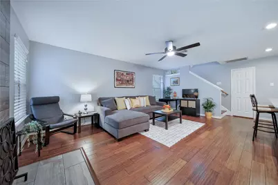 22 Butterfly Branch Place, The Woodlands, TX 77382 - Photo 10