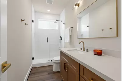 1142 W 16th Street, Houston, TX 77008 - Photo 24