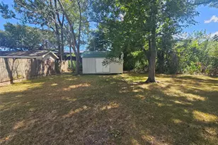 3016 Lincoln St, Liberty, TX 77575 - Photo 8
