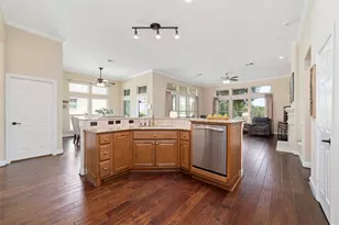 9234 E Canyon Lake Springs Dr, Cypress, TX 77433 - Photo 16