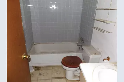 437 8th Street, Dickinson, TX 77539 - Photo 4