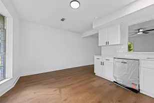 20518 Treetop Ln, Spring, TX 77388 - Photo 16