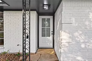 20518 Treetop Ln, Spring, TX 77388 - Photo 6