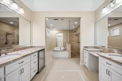 712 Asbury Street, Houston, TX 77007 - Photo 12
