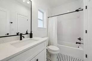 440 W 21st St, Houston, TX 77008 - Photo 26