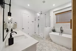 440 W 21st St, Houston, TX 77008 - Photo 18