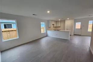 1510 Gardenia Grv Ln, Crosby, TX 77532 - Photo 2