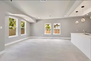 9114 Firnat St, Houston, TX 77016 - Photo 4