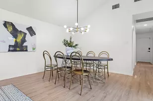 2019 Wilcrest Dr, Houston, TX 77042 - Photo 4