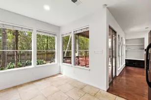 15 Breezy Point Pl, The Woodlands, TX 77381 - Photo 14