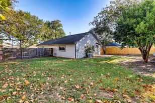 10943 Spanish Grant Dr, Sugar Land, TX 77498 - Photo 32