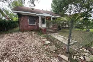 108 Bedford St, Houston, TX 77012 - Photo 2