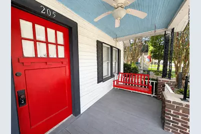 205 E 24th Street, Houston, TX 77008 - Photo 2