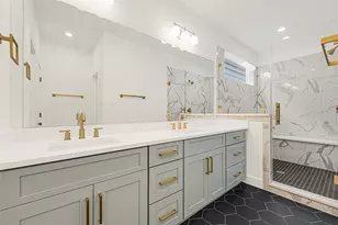 4606 Crown Grove Ln, Houston, TX 77018 - Photo 16