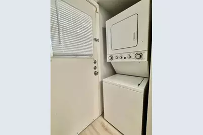 2425 Augusta Dr #59, Houston, TX 77057 - Photo 10