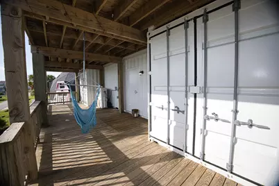 4016 Las Palmas Street, Galveston, TX 77554 - Photo 28