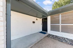 5219 Lamonte Ln, Houston, TX 77092 - Photo 2