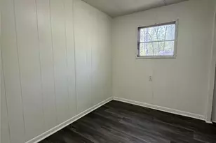 104A N 1st St, Livingston, TX 77351 - Photo 4