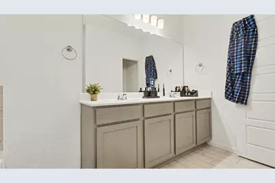 3303 Falling Brook Drive, Baytown, TX 77521 - Photo 18