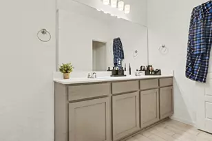 3303 Falling Brk Dr, Baytown, TX 77521 - Photo 18