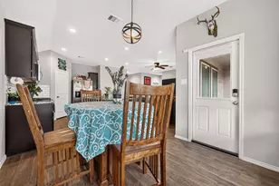 811 Petunia Falls Ln, Rosharon, TX 77583 - Photo 20