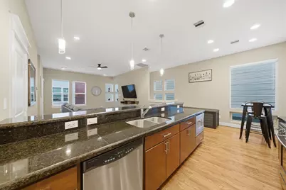 1036 W 24th Street, Houston, TX 77008 - Photo 14