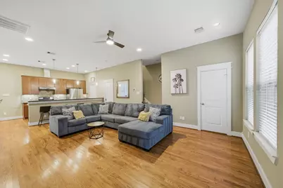 1036 W 24th Street, Houston, TX 77008 - Photo 8