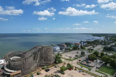 175 W 6th Street #D, Kemah, TX 77565 - Photo 28