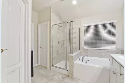 6818 Aspen Peak Drive, Baytown, TX 77521 - Photo 32