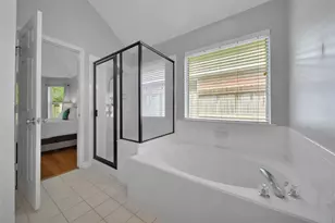 15 Wintergrass Pl, The Woodlands, TX 77382 - Photo 14