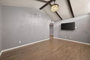 7502 Nightingale Cir, Texas City, TX 77591 - Photo 4