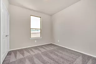 10320 Marston Vineyard St, Houston, TX 77025 - Photo 8