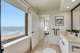 5220 Seawall Blvd, Galveston, TX 77551 - Photo 22