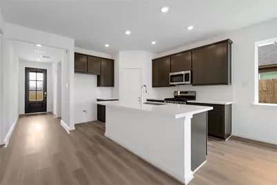 1119 Buffalo Run, Tomball, TX 77375 - Photo 2