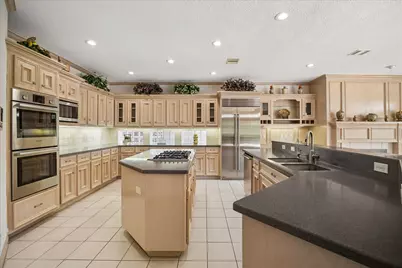 3319 Oakland Drive, Sugar Land, TX 77479 - Photo 10