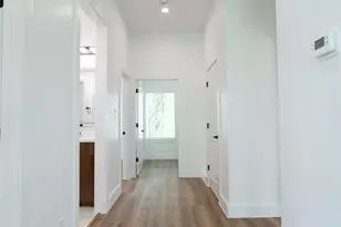 4618 Ward St, Houston, TX 77021 - Photo 8