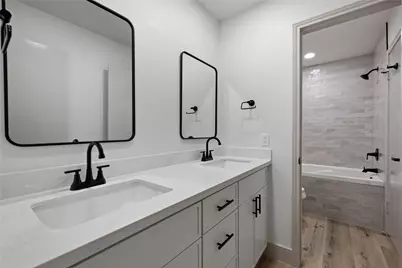 10907 Braes Forest Drive, Houston, TX 77071 - Photo 28