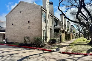 10811 Richmond Ave, Houston, TX 77042 - Photo 2