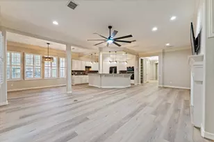 111 S Park Dr, Montgomery, TX 77356 - Photo 16