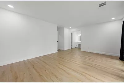 5914 Lawn Lane, Houston, TX 77088 - Photo 36