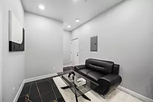 1009 8th St Unit G St, Galveston, TX 77550 - Photo 12