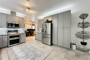 15735 Fleetwood Oaks Dr, Houston, TX 77079 - Photo 8