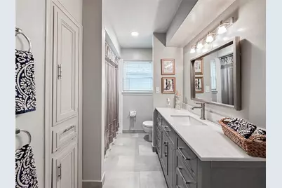 15735 Fleetwood Oaks Drive, Houston, TX 77079 - Photo 26